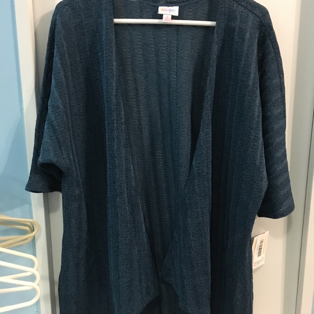 Lularoe Lindsay NWT size small